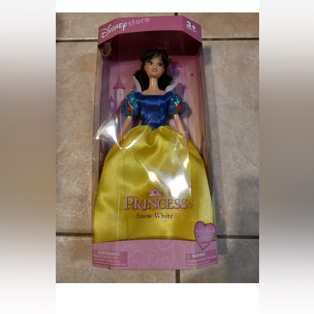 Disney Store Princess Snow White 7 Dwarfs Doll Styling Brush Slippers Fashion